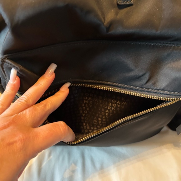 Kate spade weekender bag -EUC - Picture 7 of 13